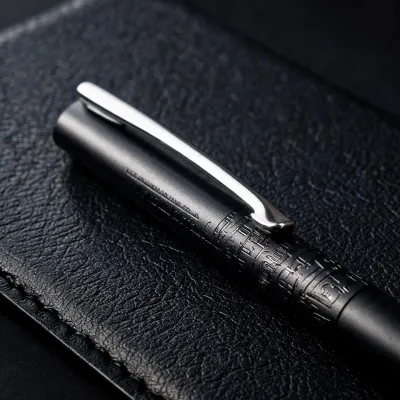 fineliner pen